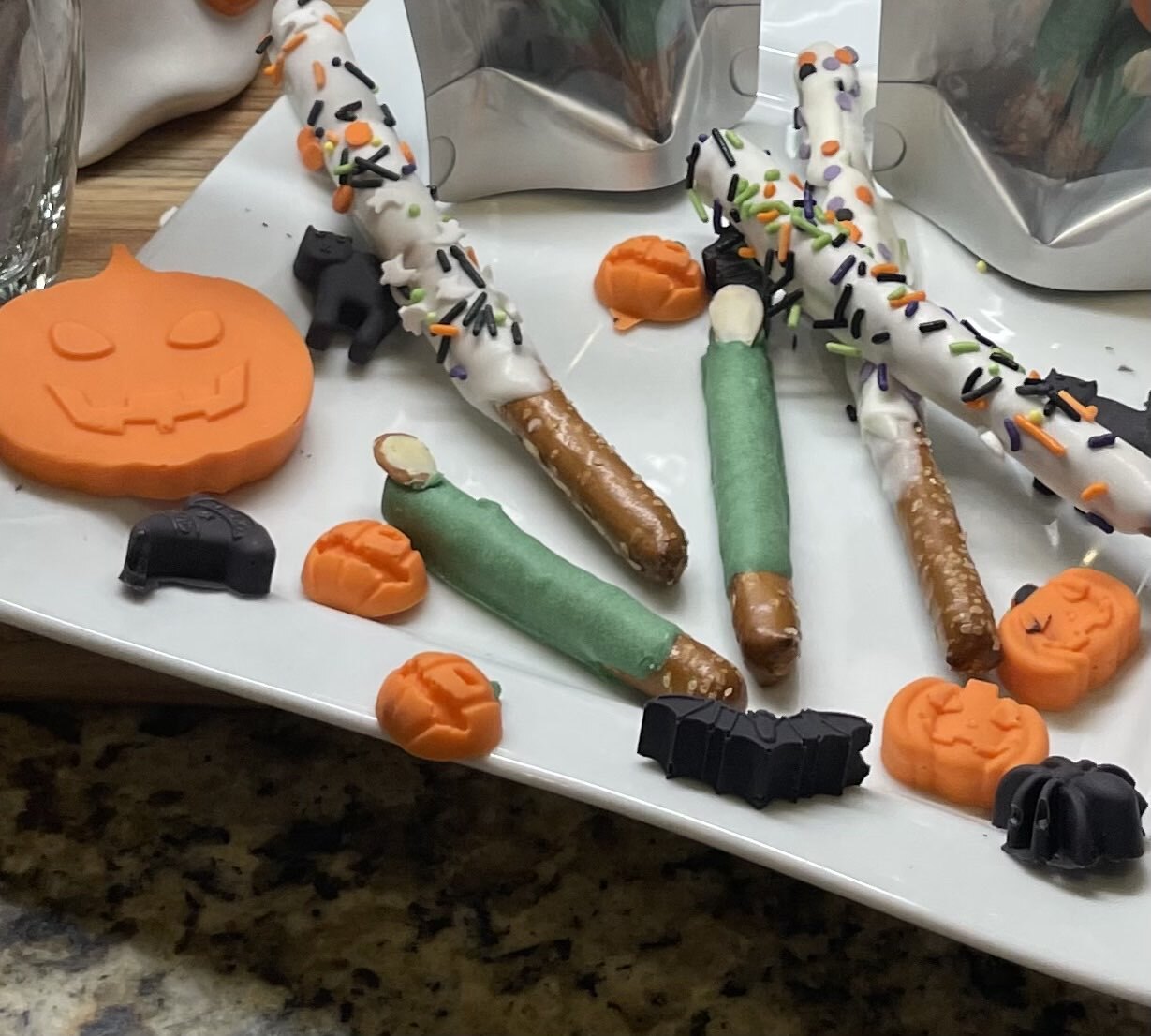Halloween Chocolate Treats halloween chocolate shapes, black cat, pumpkin, silican molds, bats, ghosts, treats